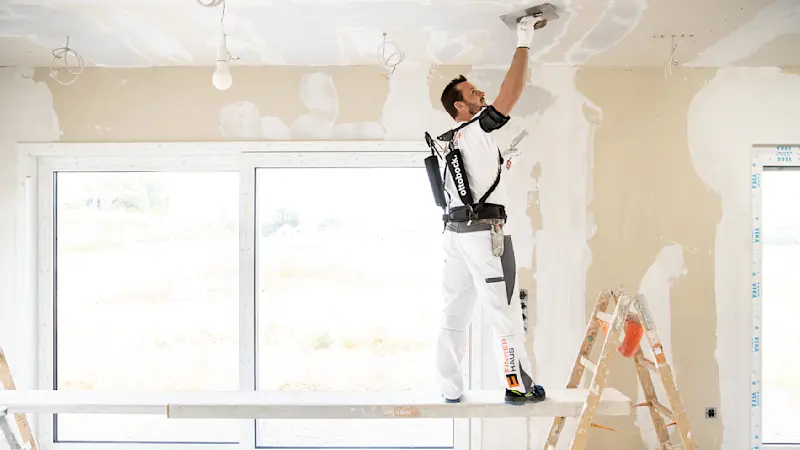FINGERHAUS EQUIPS PAINTERS AND DECORATORS WITH OTTOBOCK EXOSKELETONS
