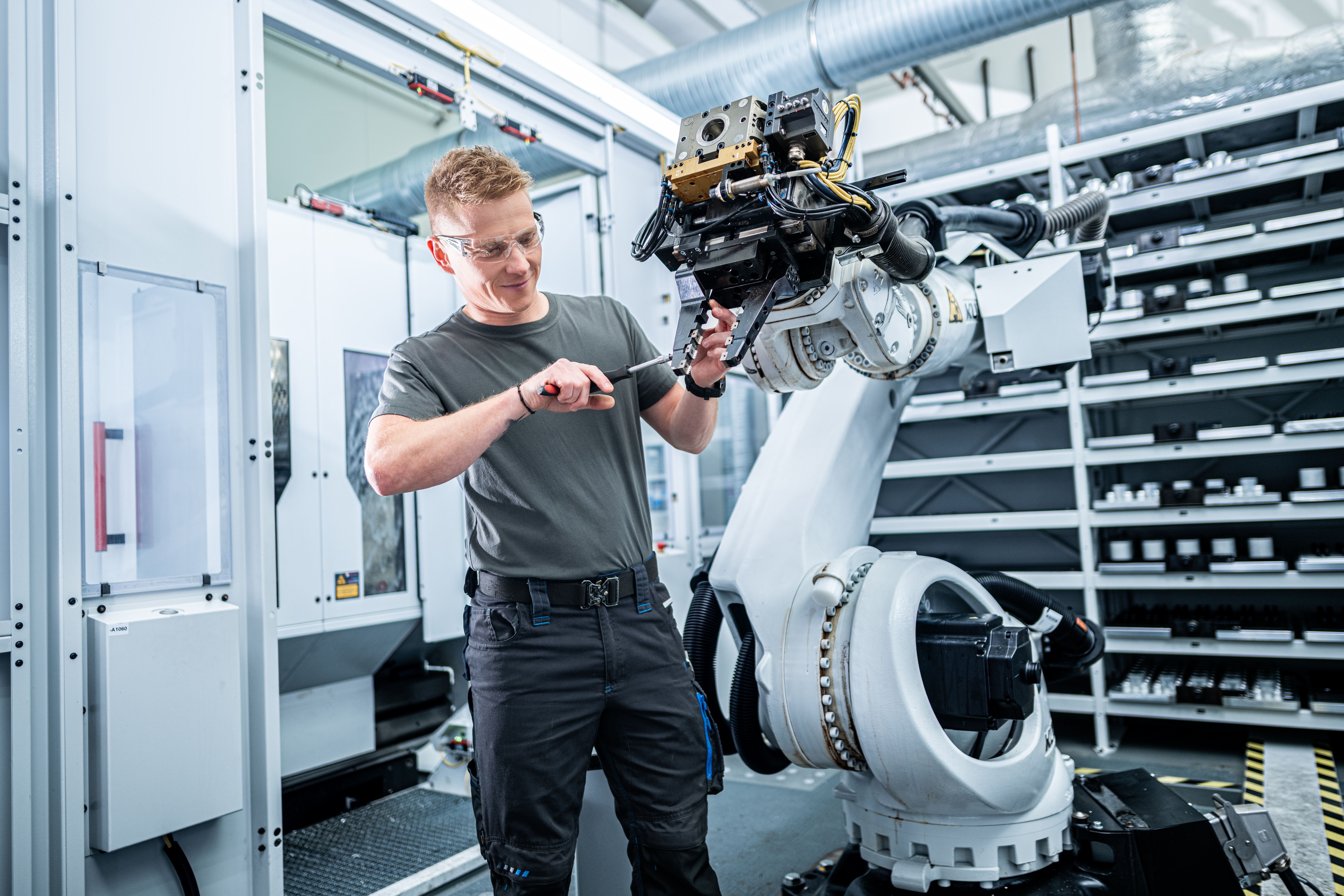 Operations_MA mit Roboter