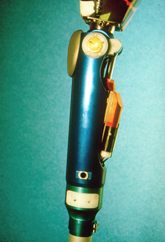 Ottobock continued to develop the C-Leg over the following years. Dr. Hans Dietl was in charge of the technological development. The head of development in Vienna at the time led the innovation to market maturity.