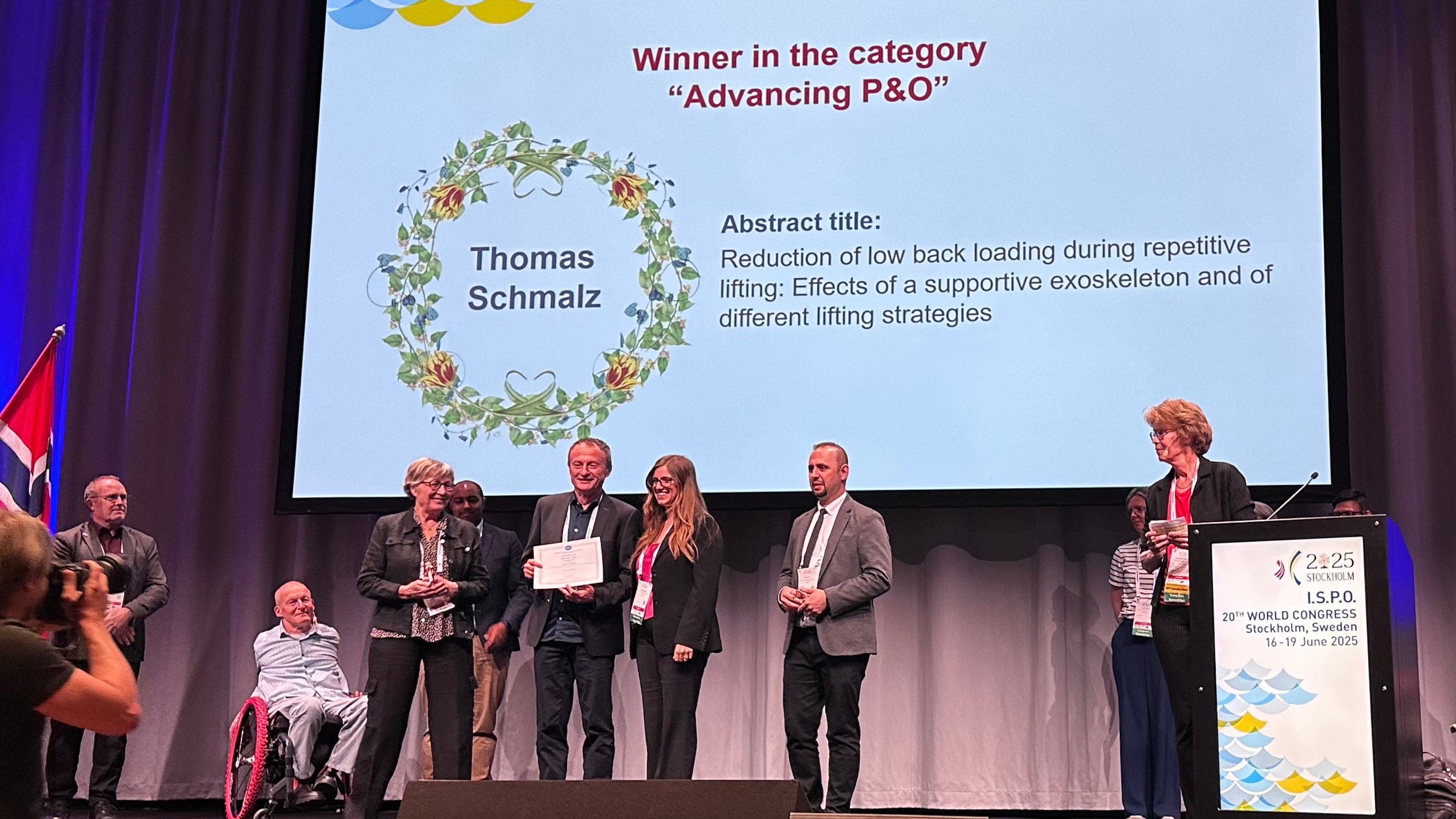 Best Paper Award 2025 Thomas Schmalz