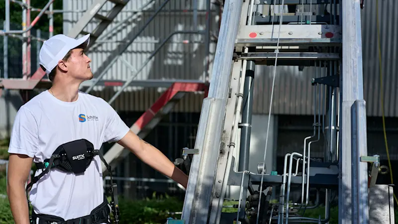Exoskelette im Handwerk 1 (c)SUITX by Ottobock