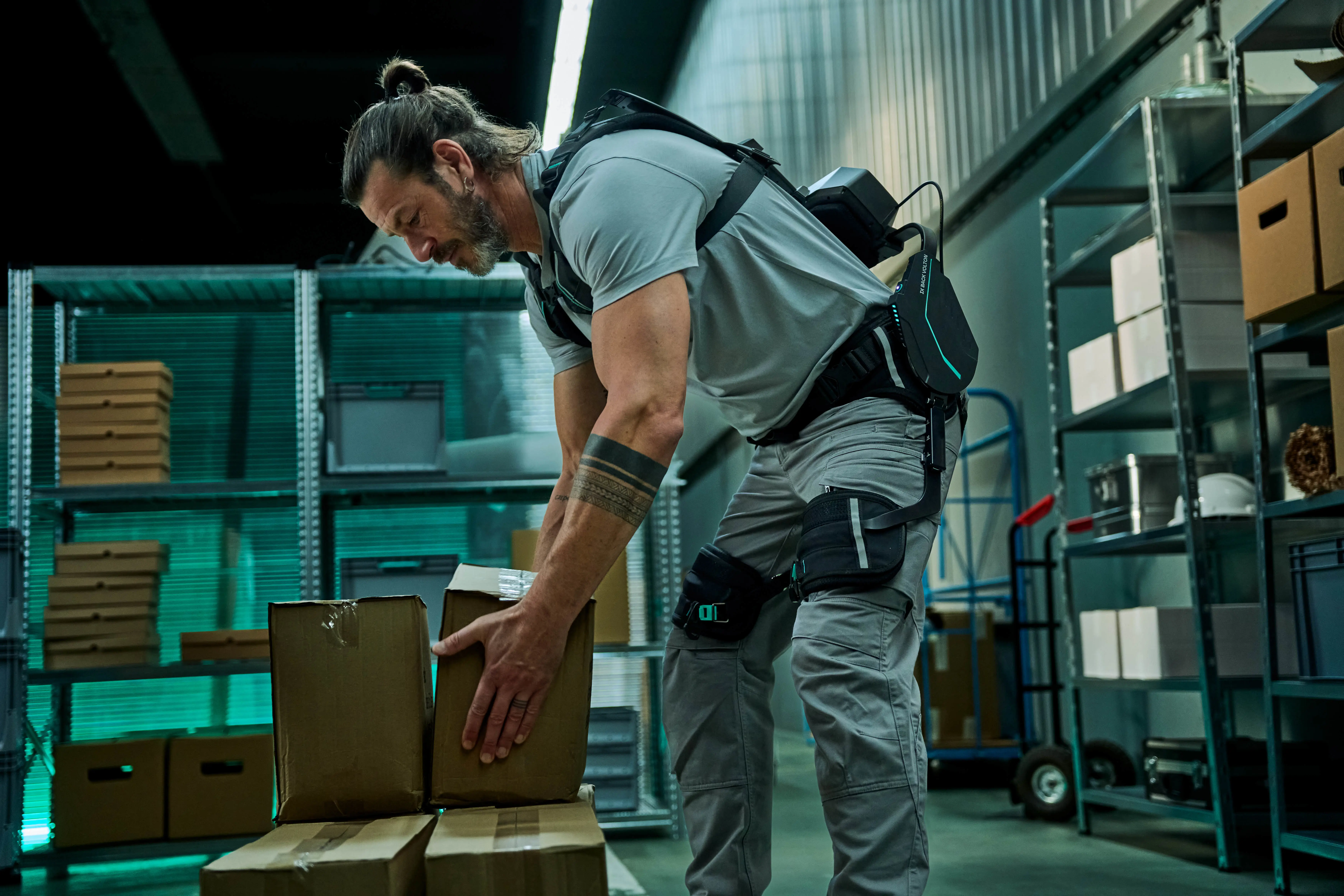 VOLTON SUITX 01 PRODUCT IN USE