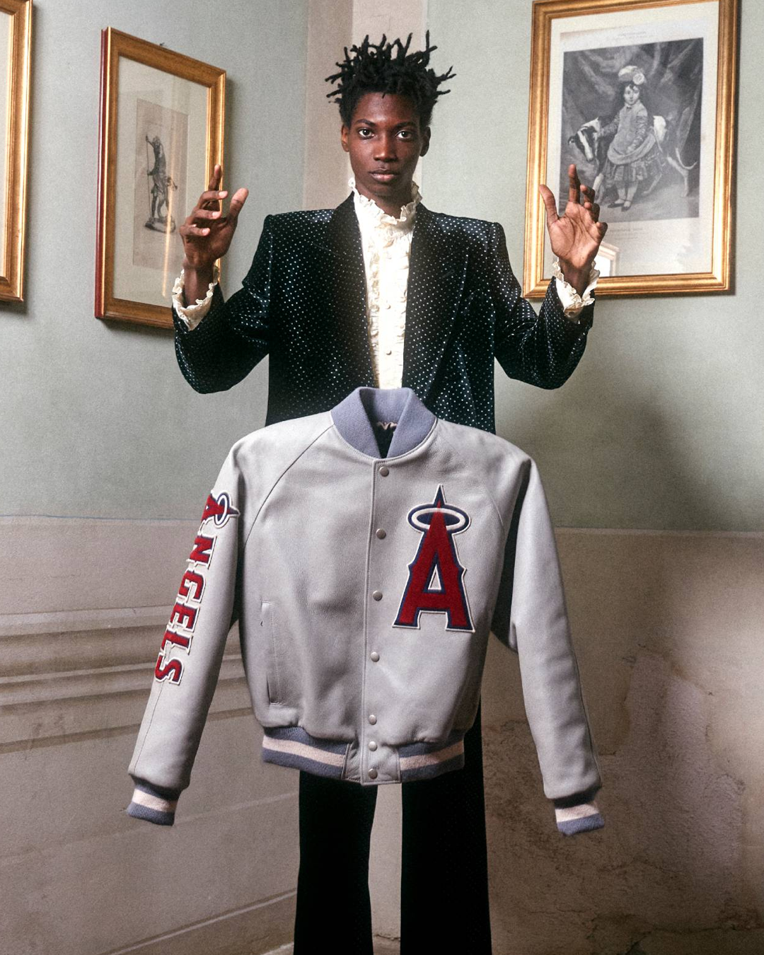 The House's historic codes once again meet those of Major League Baseball™  teams in a special selection of ready-to-wear and accessories. - Gucci  Stories