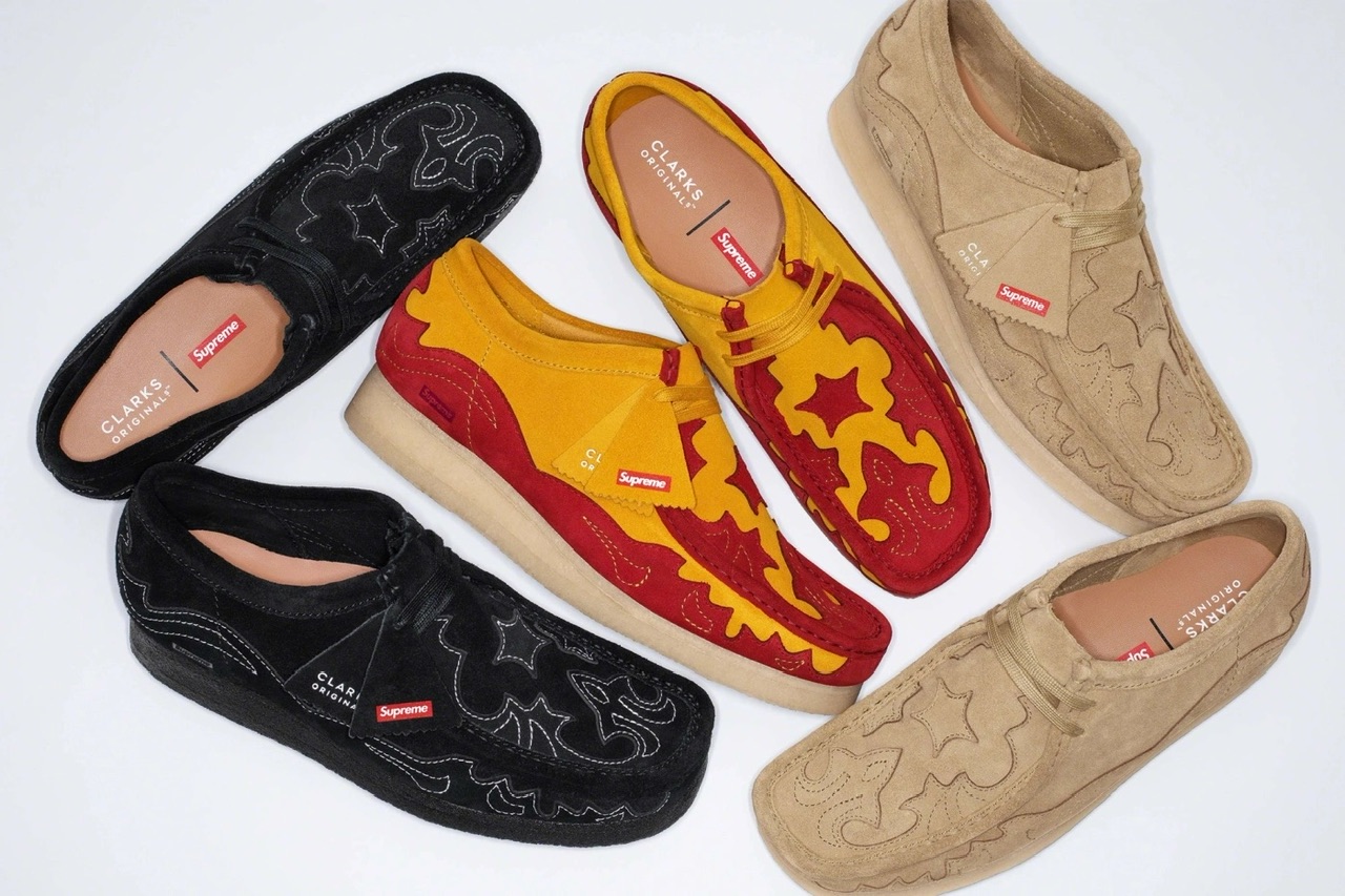 靴 Supreme/Clarks Originals Reflective 27cm Supreme®/Clarks Originals™. 06/19/2025 This Spring, Supreme