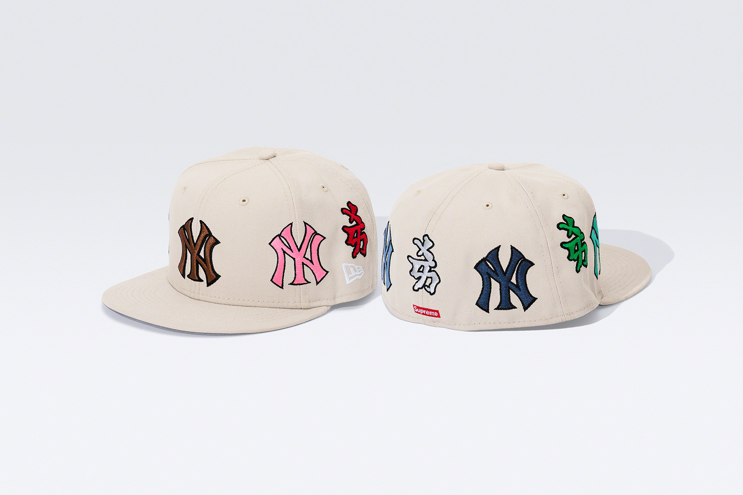 Supreme@/New York Yankees™ Kanji New Era - 帽子