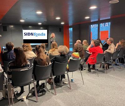 startbijeenkomst Hilversum van liken naar luisteren