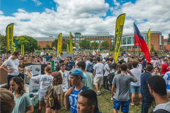 Crowd of students at an outdoor Involvement Fair