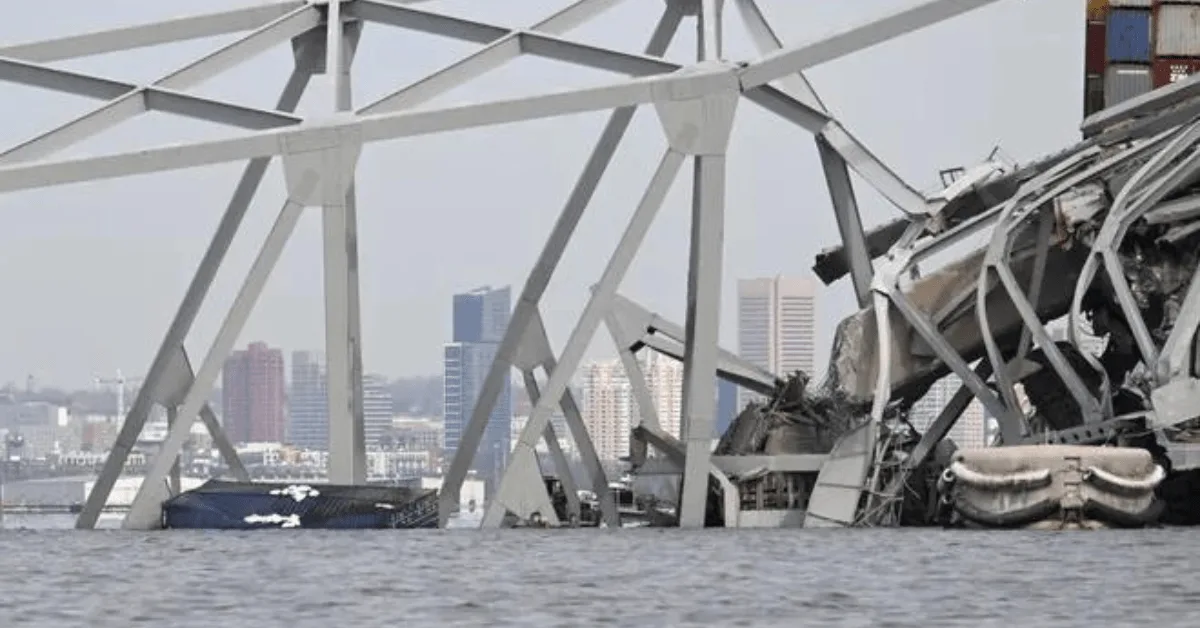 Photo of bridge collapse