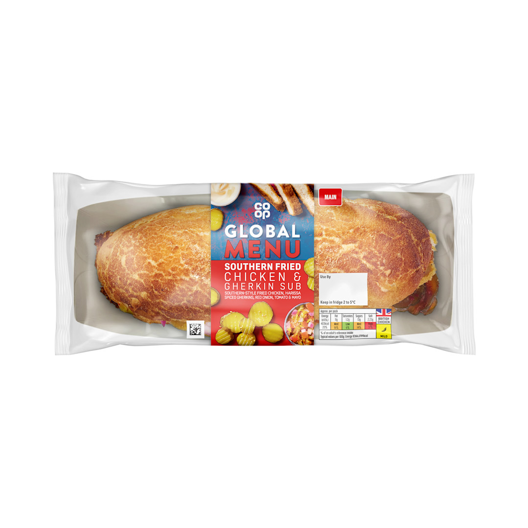 Co-op Global Southern Fried Chicken & Gherkin Sub Roll​ 208g