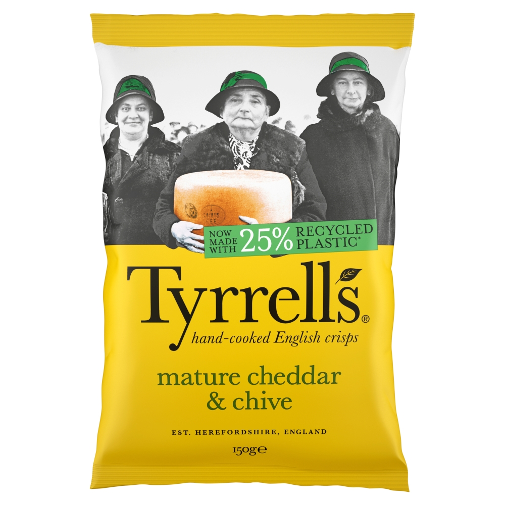 Tyrrells Mature Cheddar & Chive Crisps 150g