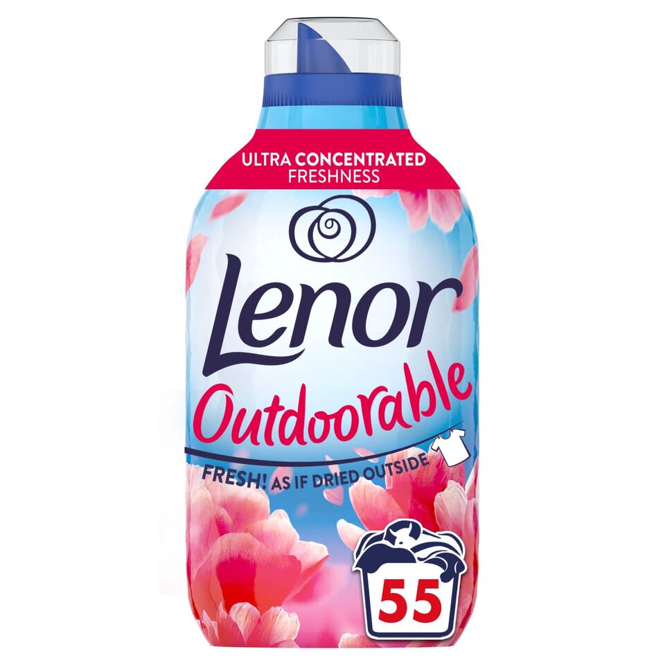 Lenor Outdoorable Floral Fresh Fabric Conditioner