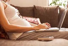 WIE MAMA UND PAPA EINE BEZIEHUNG ZUM BABY AUFBAUEN KÖNNEN? DIESE UND NOCH WEITER THEMEN FINDEST DU UNTER TIPPS FÜR MAMA.