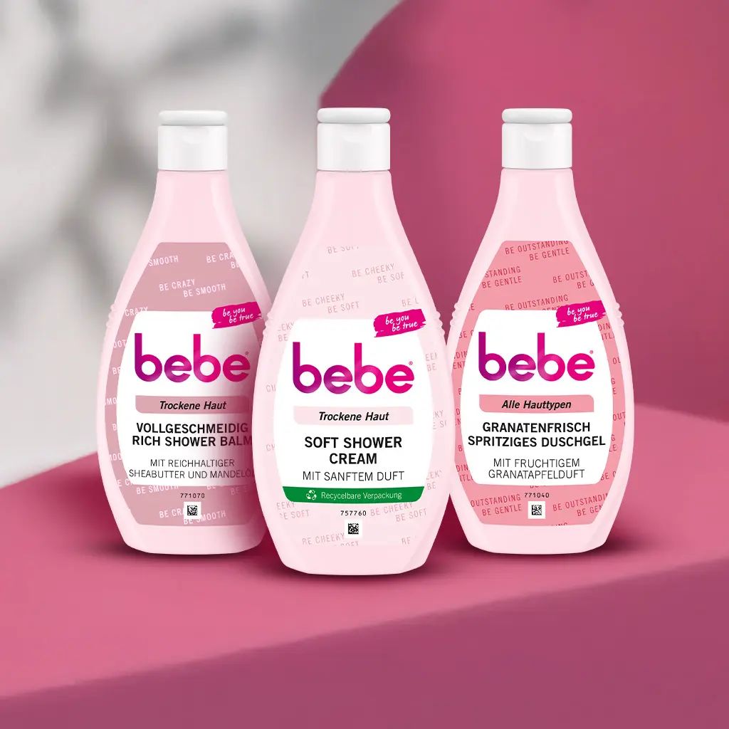 bebe Showergels auf einer roten Unterlage