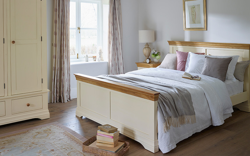 Cream furniture bedroom