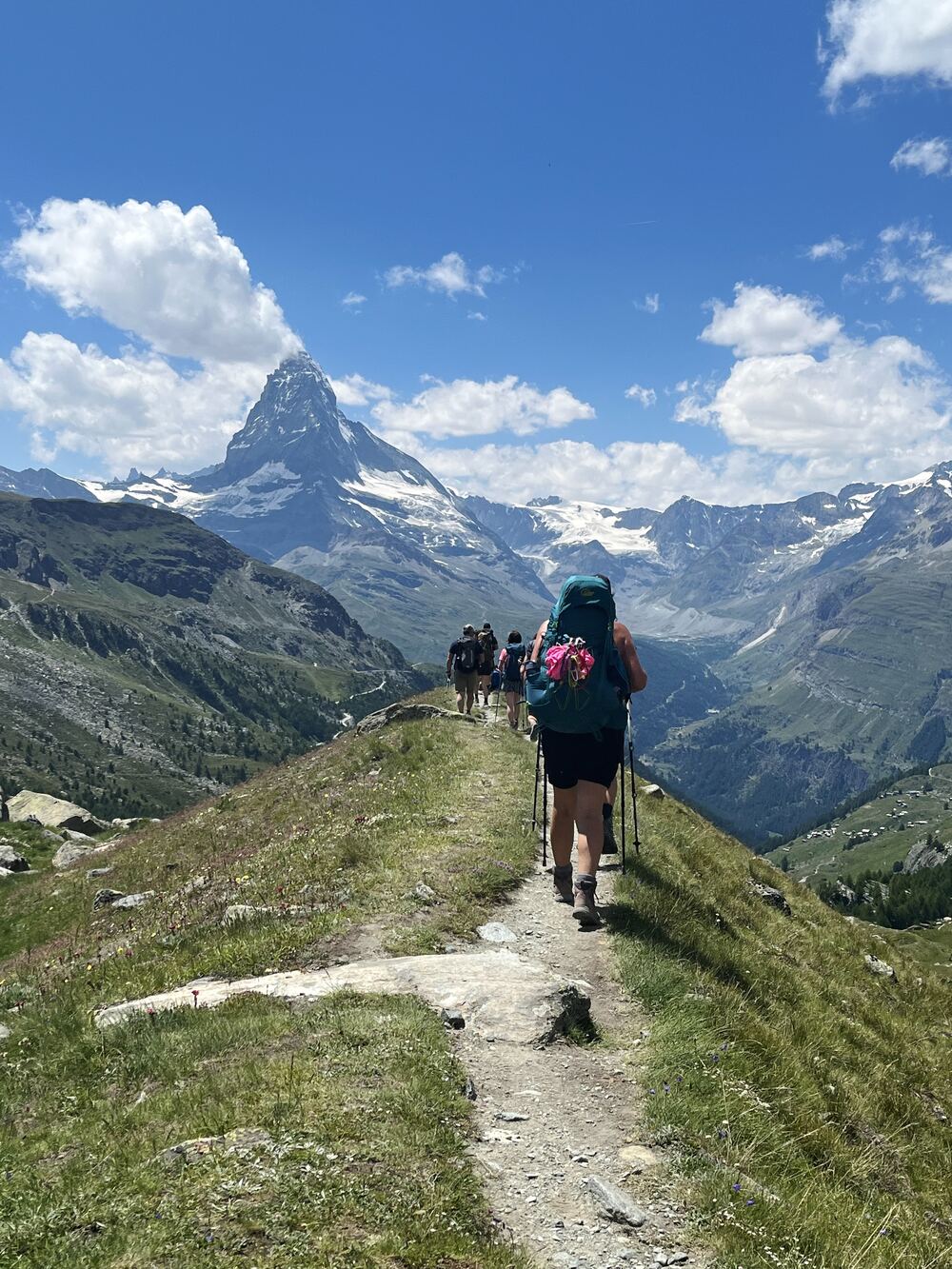 What's the best hiking base in Switzerland? (my top 5 choices) - Stars &  Wildflowers