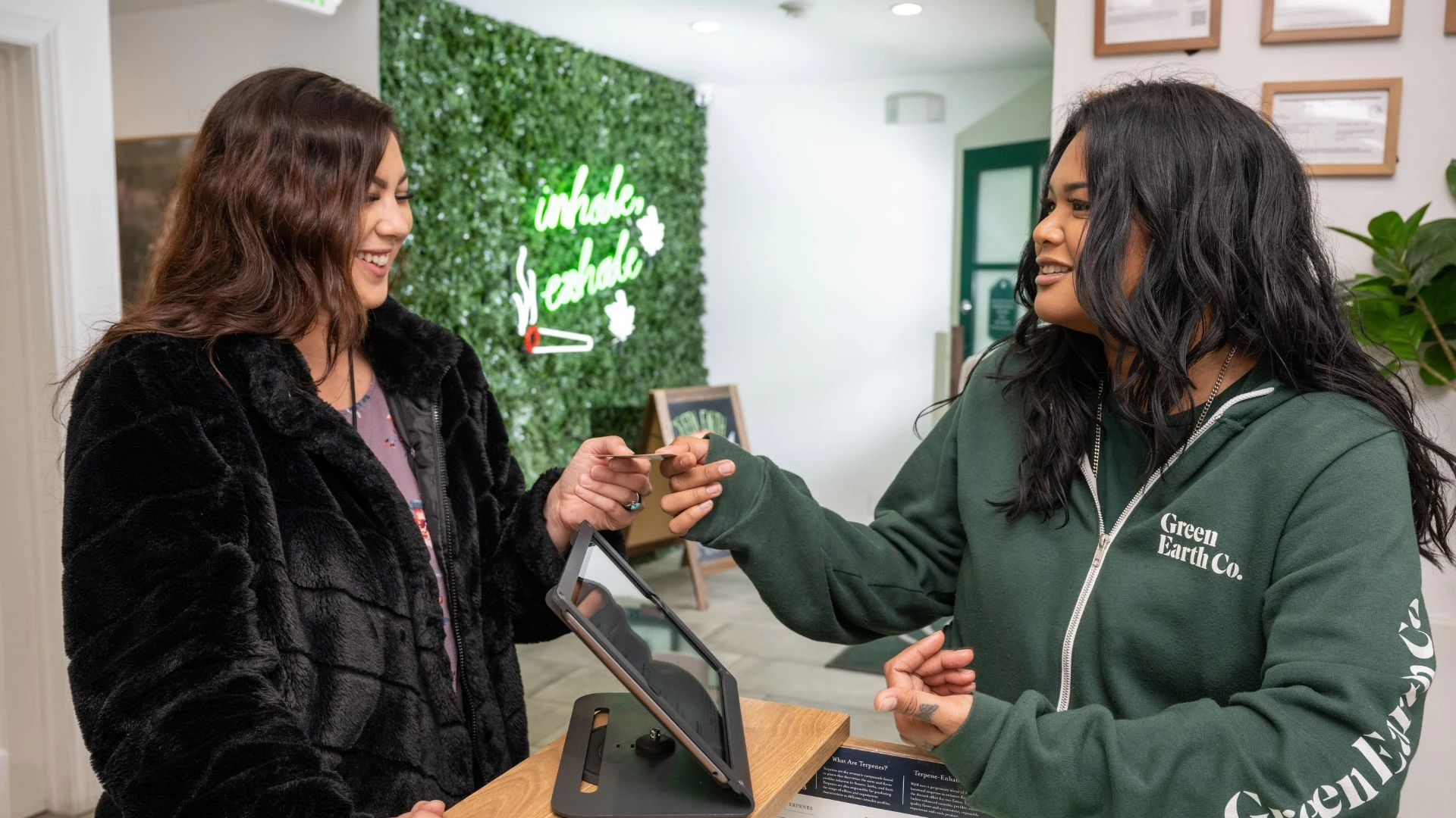 Green Earth Collective Granada Hills Dispensary 