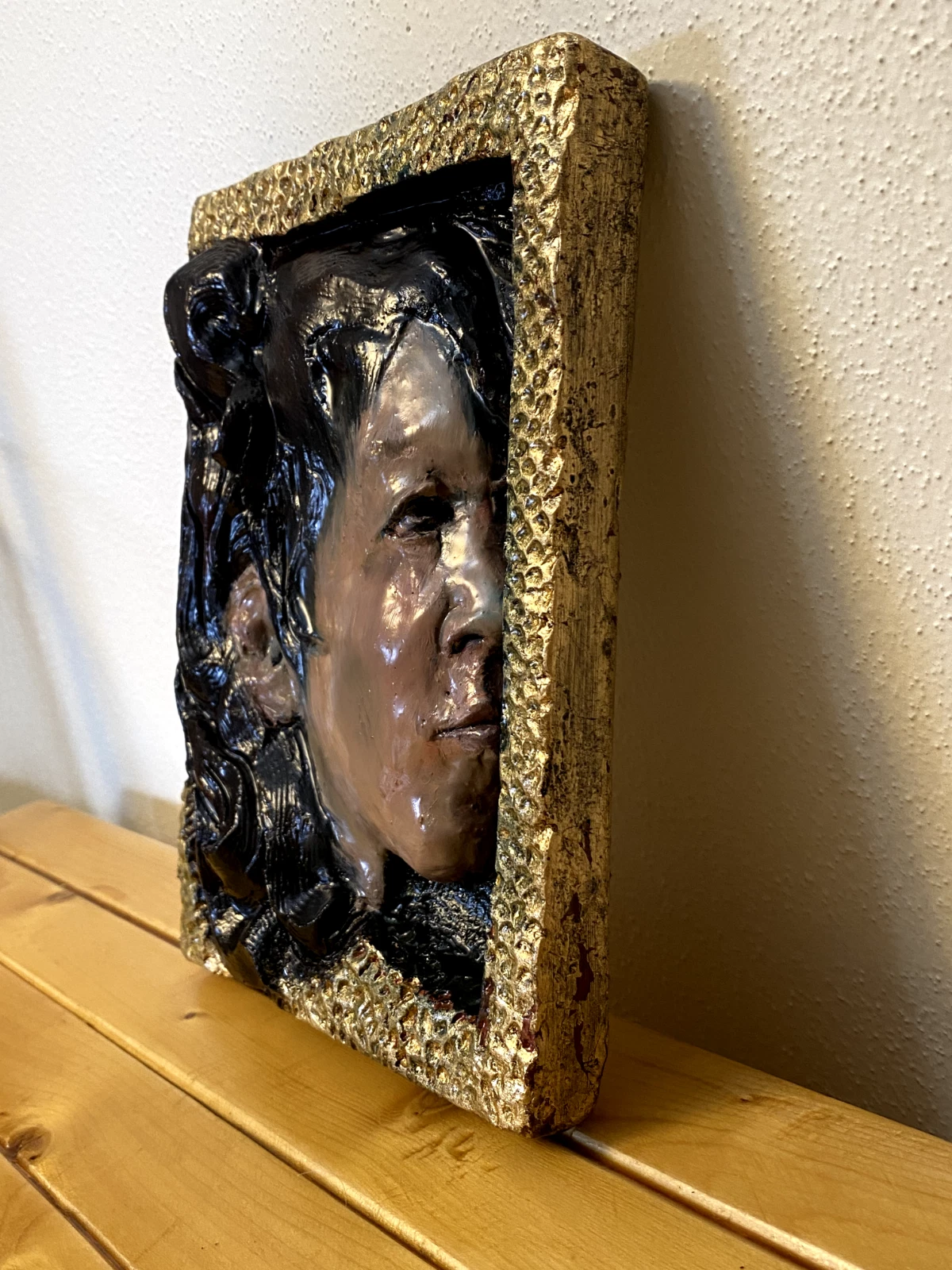Original Portrait Relief of Young Girl – Cast Terracotta Sculpture, Water Gilded - Image 2