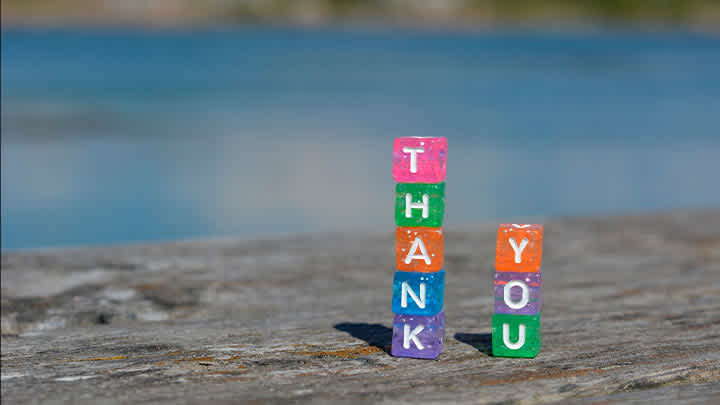 Cinco consejos para que tus hijos aprendan el poder de la gratitud