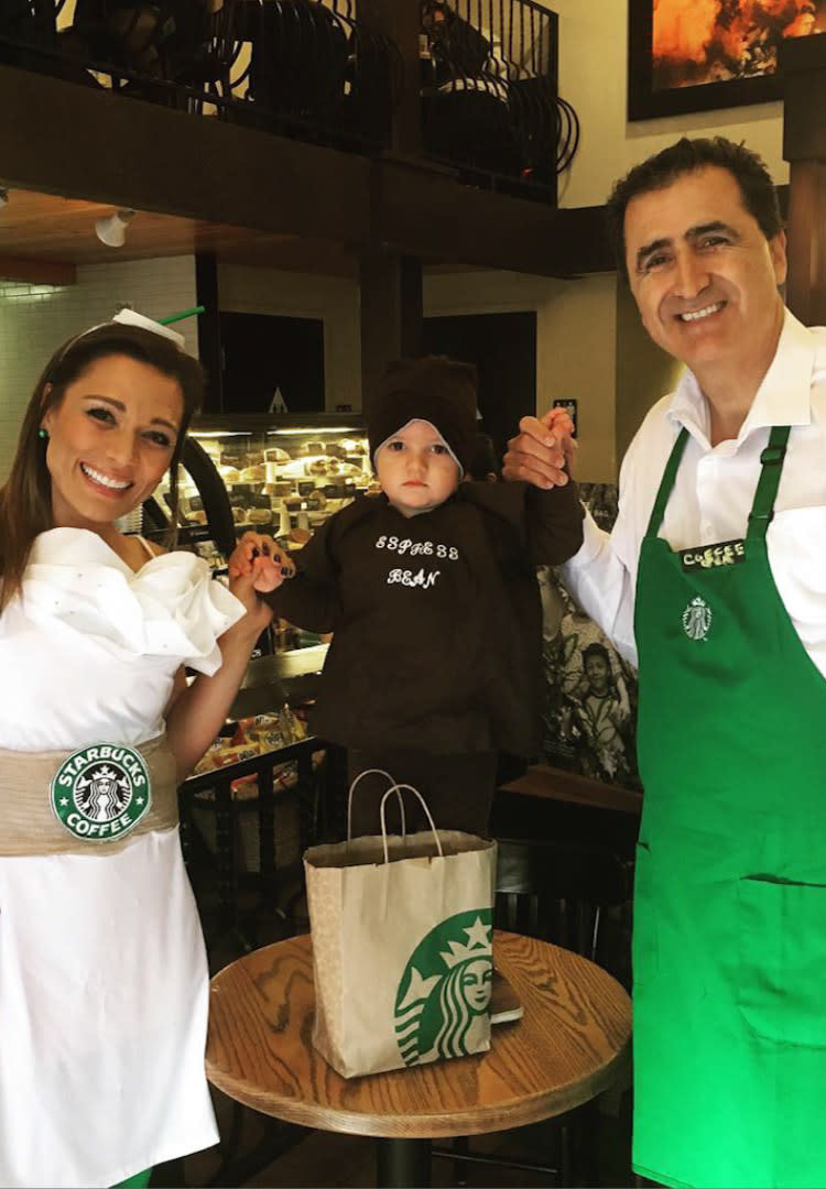 family halloween costume starbucks