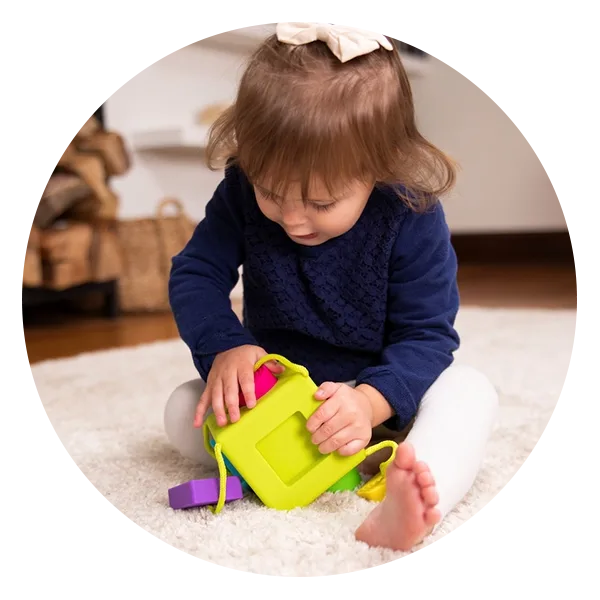 25 Toys for Keeping Your Toddler Busy on an Airplane - It's a