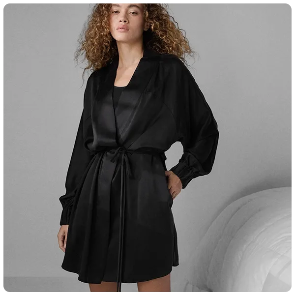Lunya Washable Silk Robe
