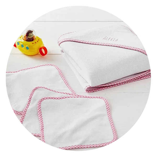 Gingham Baby Hooded Towel & Washcloths Set