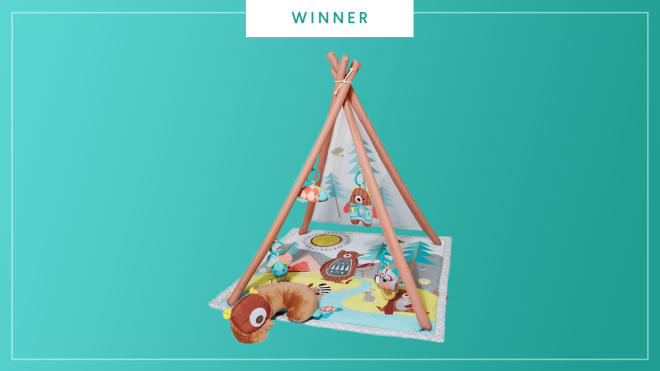The Skip Hop Camping Cubs Activity Gym wins the 2017 Best of Baby award from The Bump