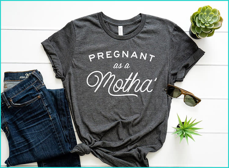 Pregnancy T-Shirt Maternity Tee Funny Pregnancy Tshirts I Charge 10 Dollars  to touch my belly Cute Maternity t-shirt Baby shower ideas Tee