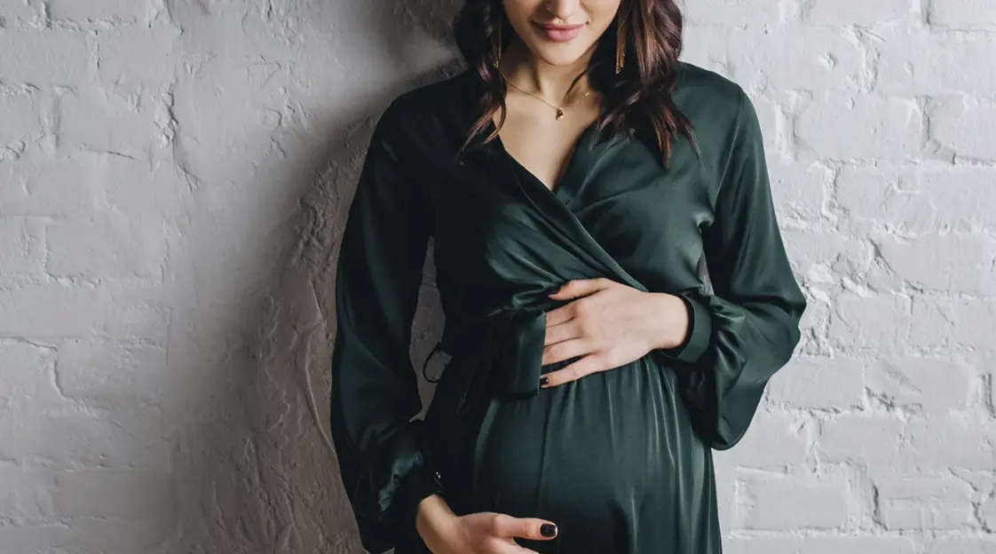 Pregnancy Gown with Mini Train - Sexy Mama Maternity