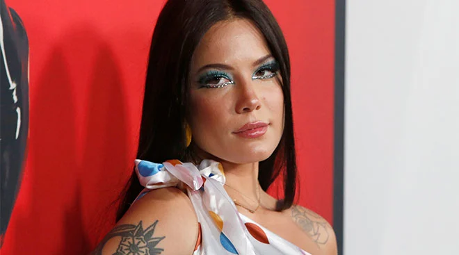 Singer Halsey gives birth to newborn baby. 