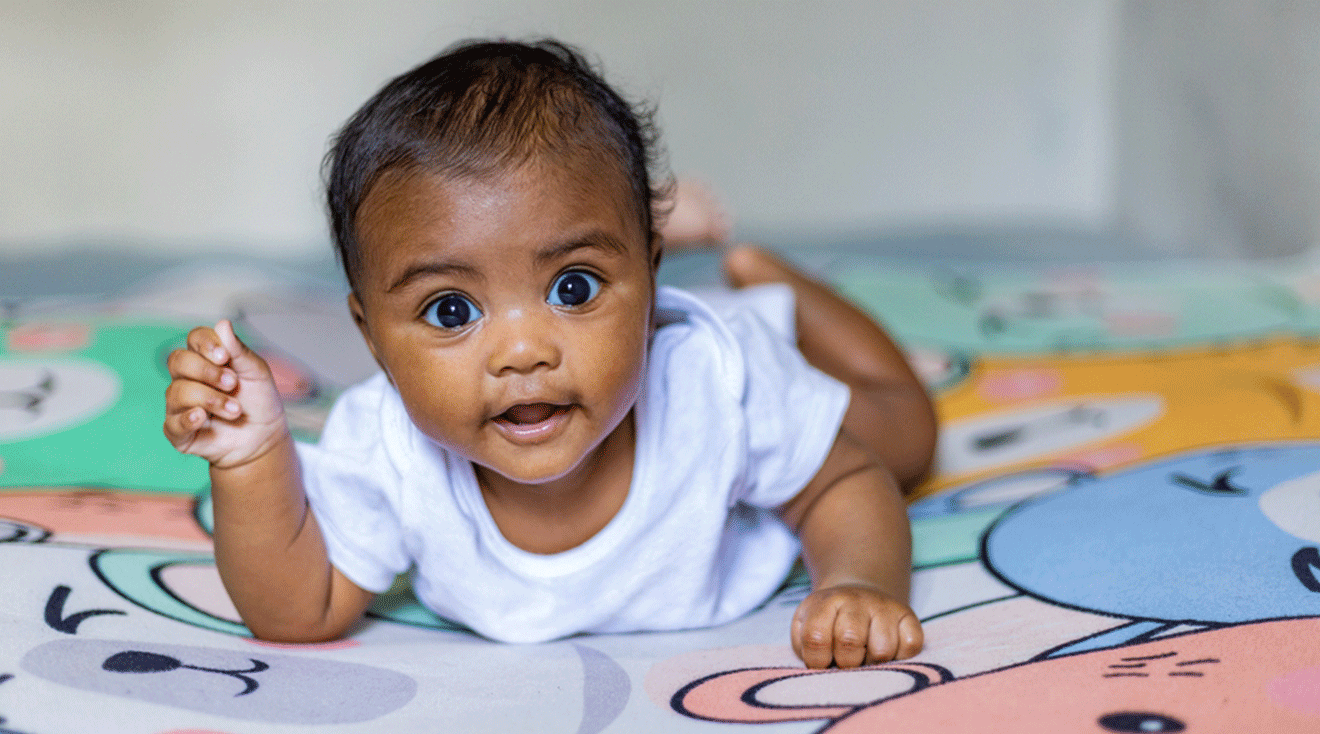 baby doing tummy time