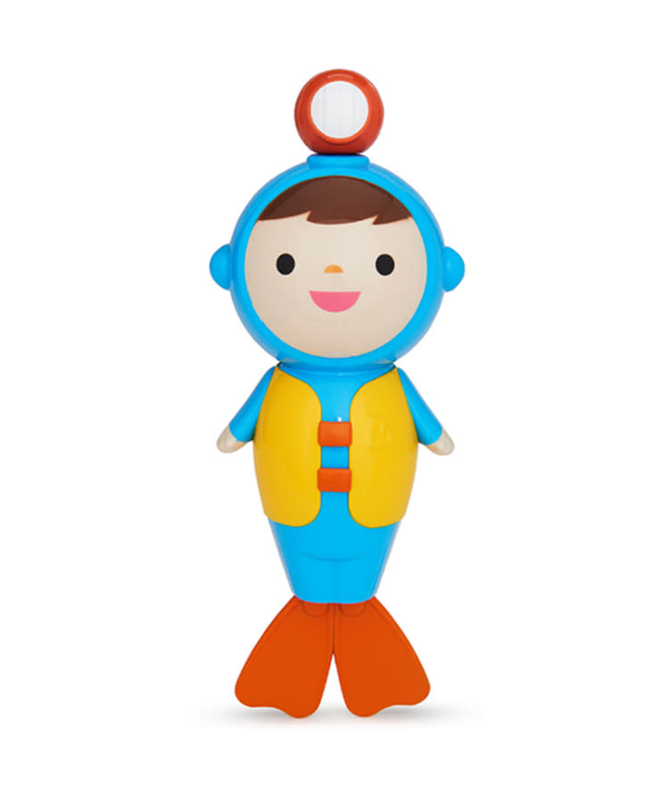 20 Water Toys for Toddlers Who Love the Pool & Beach