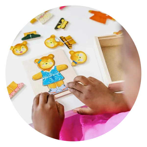 Melissa & Doug Wooden Bear Dress-up