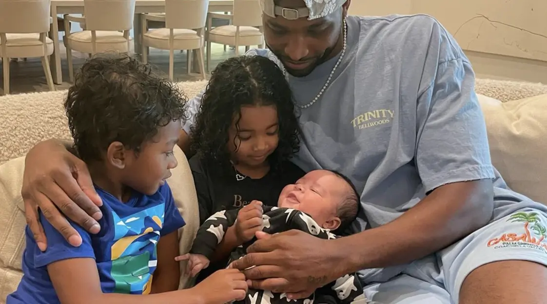 Pregnant Kourtney Kardashian gives look at baby boy's nursery
