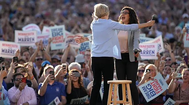 Erin Maye Quade and Sen. Elizabeth Warren at Macalaster College
