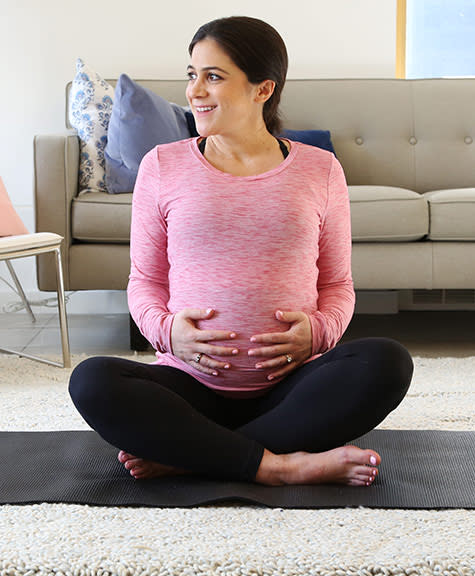 10 Best Online Prenatal Workouts For Moms To Be