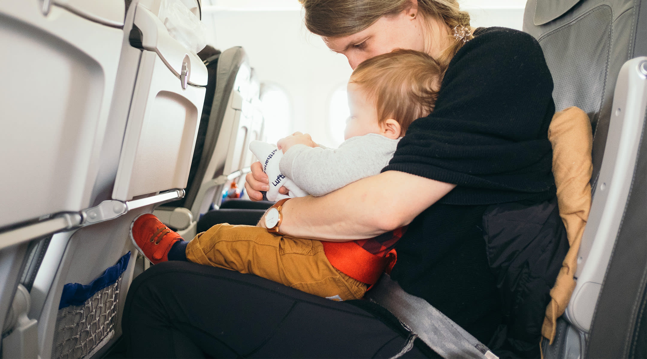 Airline Lets Flyers Opt to Sit Away From Babies, Sparking Controversy Airline Lets Flyers Opt to Sit Away From Babies, Sparking Controversy