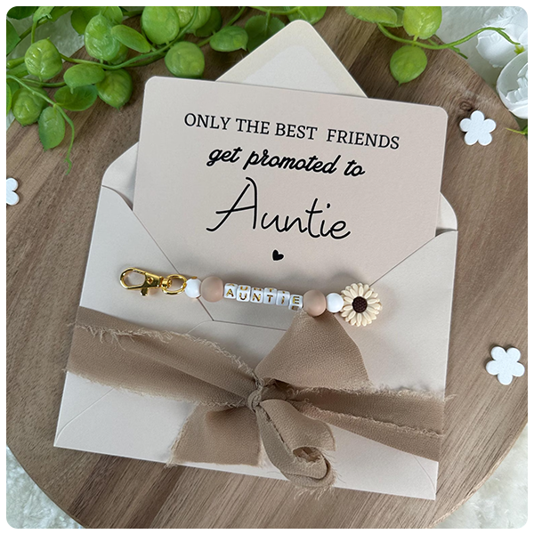 Promoted to auntie pregnancy announcement