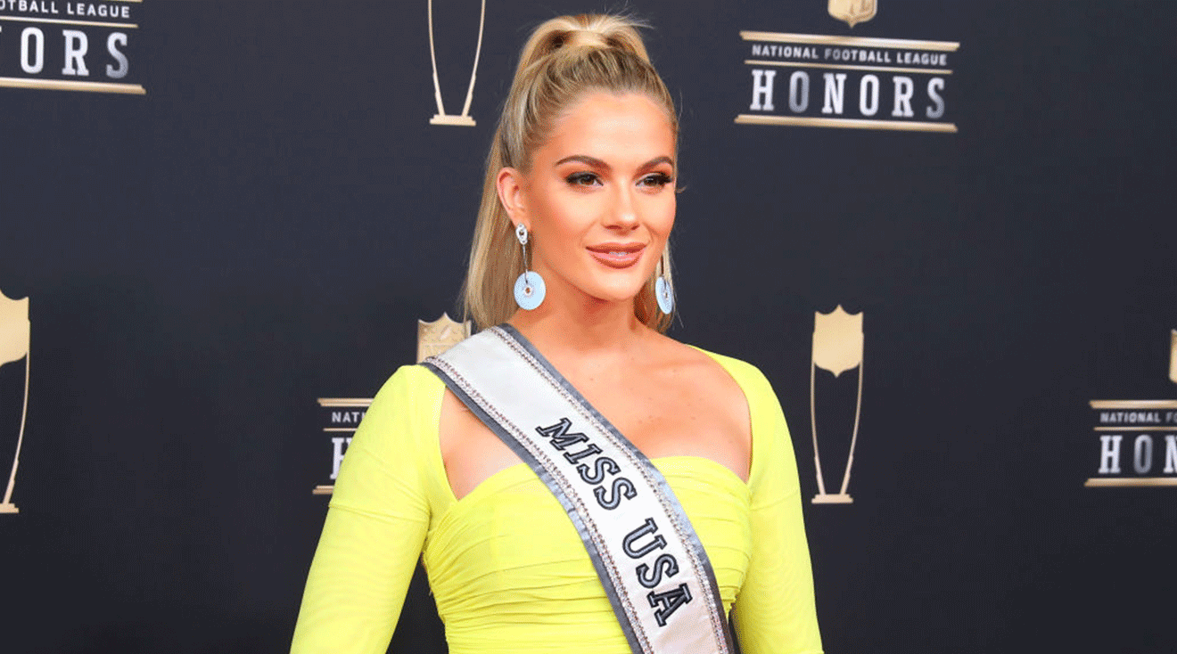  Miss USA Sarah Rose Summers poses for photos on the red carpet at the NFL Honors on February 2, 2019 at the Fox Theatre in Atlanta, GA
