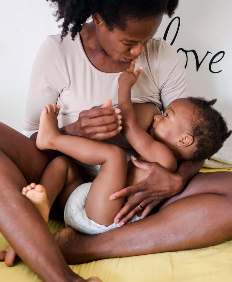 Breastfeeding Must-Haves & Essentials for the New Mom 2020 