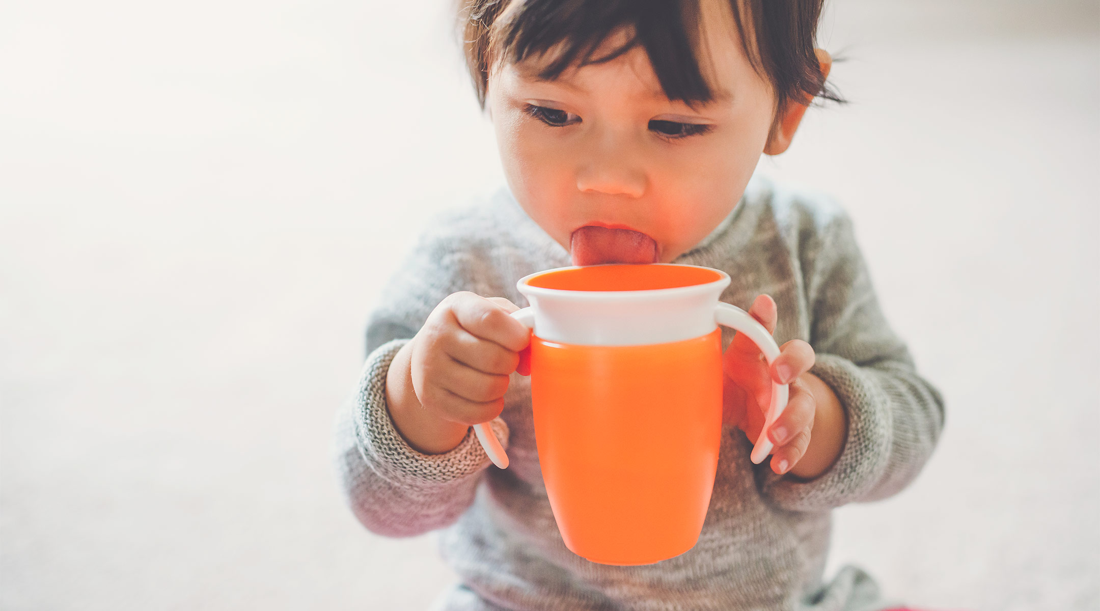 from breastfeeding to sippy cup