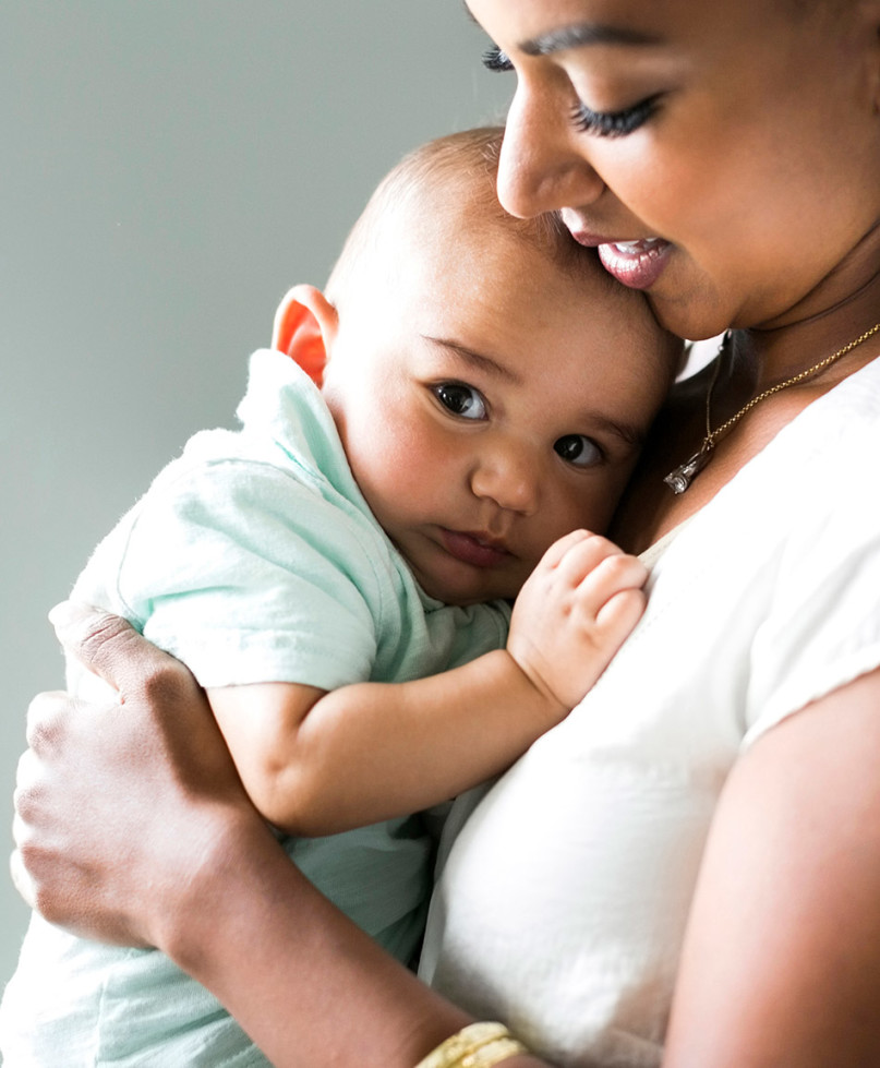 How To Deal With Sore Throat When Breastfeeding
