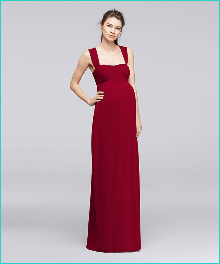 27-maternity-bridesmaid-dresses-for-any-style-and-size