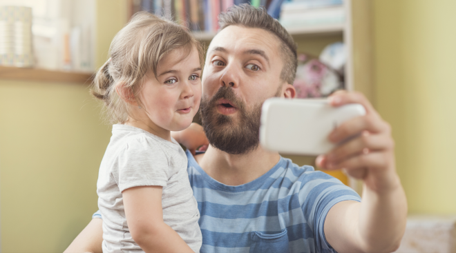 dad-daughter-funny-selfie