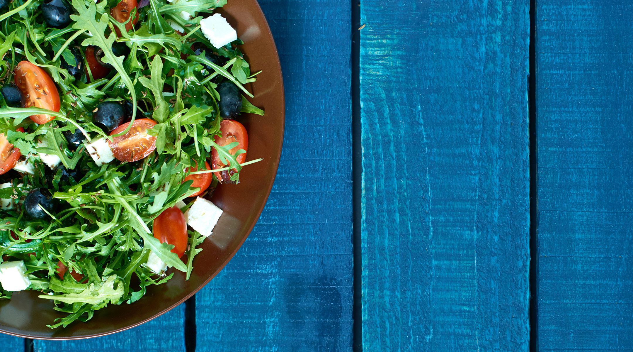 healthy arugula salad