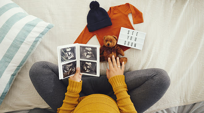60 Unique Pregnancy Announcements Worthy of Your News