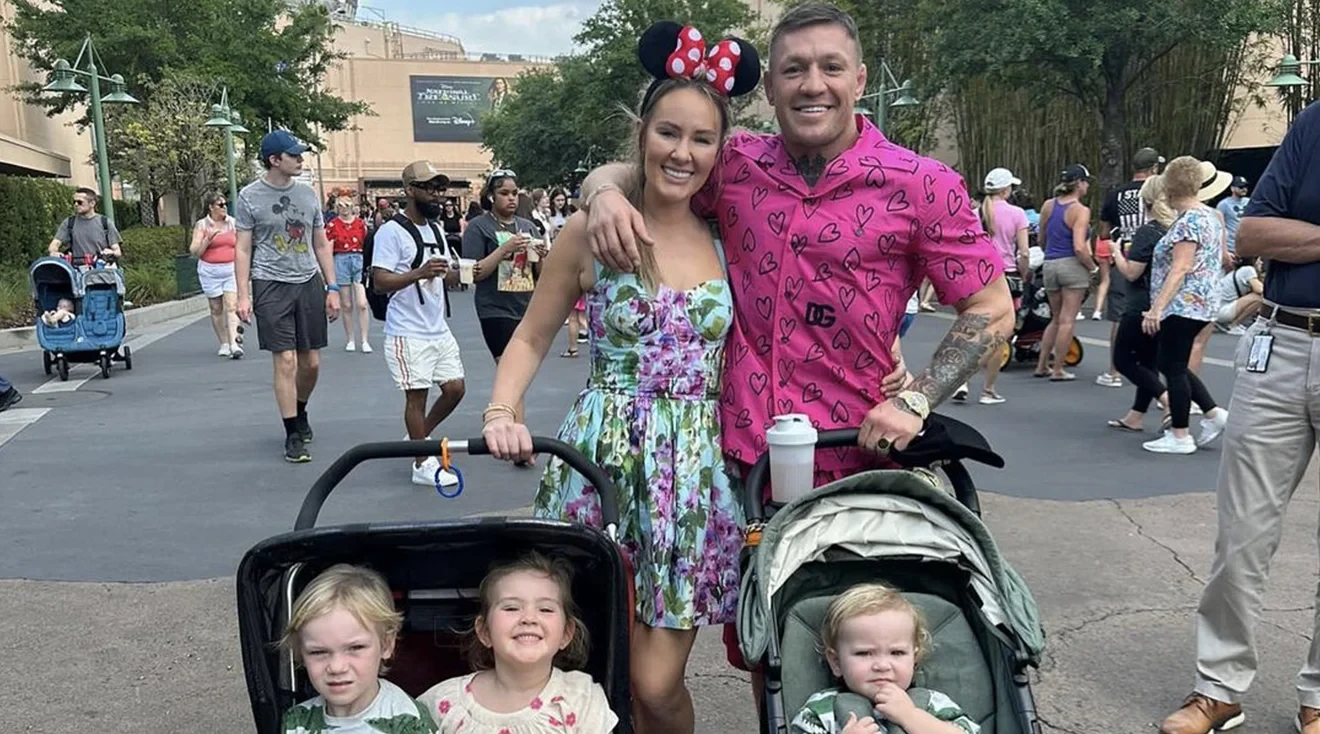 Conor McGregor and Dee Devlin at disney world with their 3 children