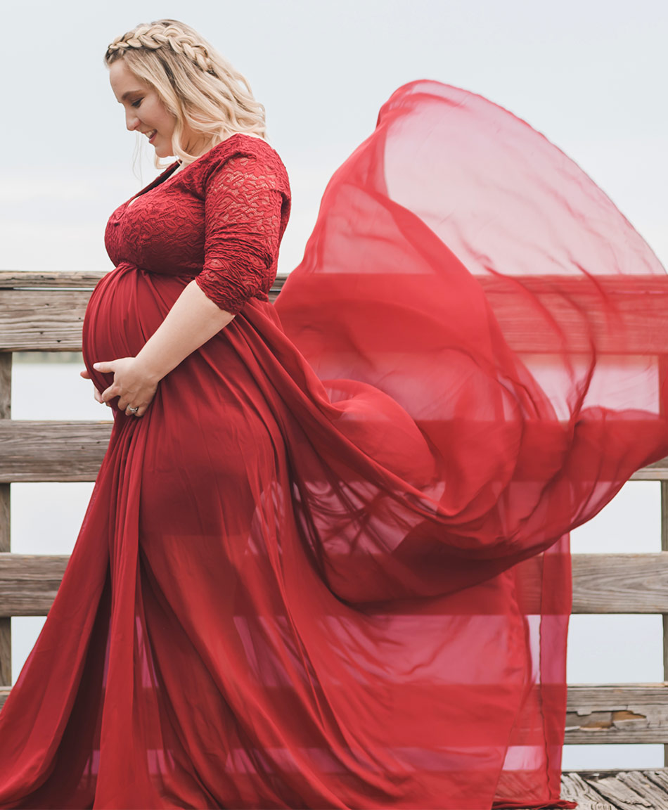 14 Red Maternity Dresses for Every Occasion