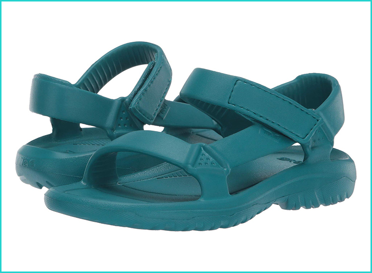 boys water sandals