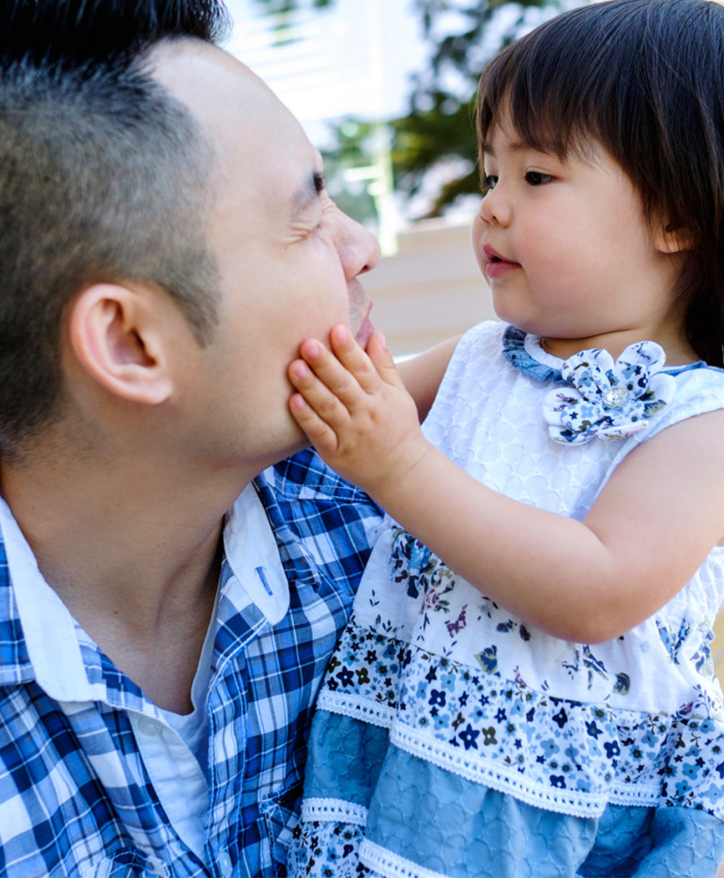 Toddler Tells Dad She Loves Mommy More in Hilarious Viral Video